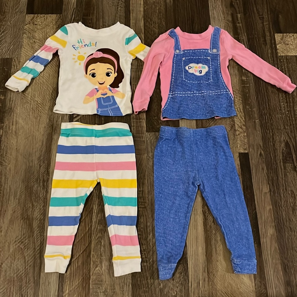 Ms. Rachel Pajamas (set of 2)